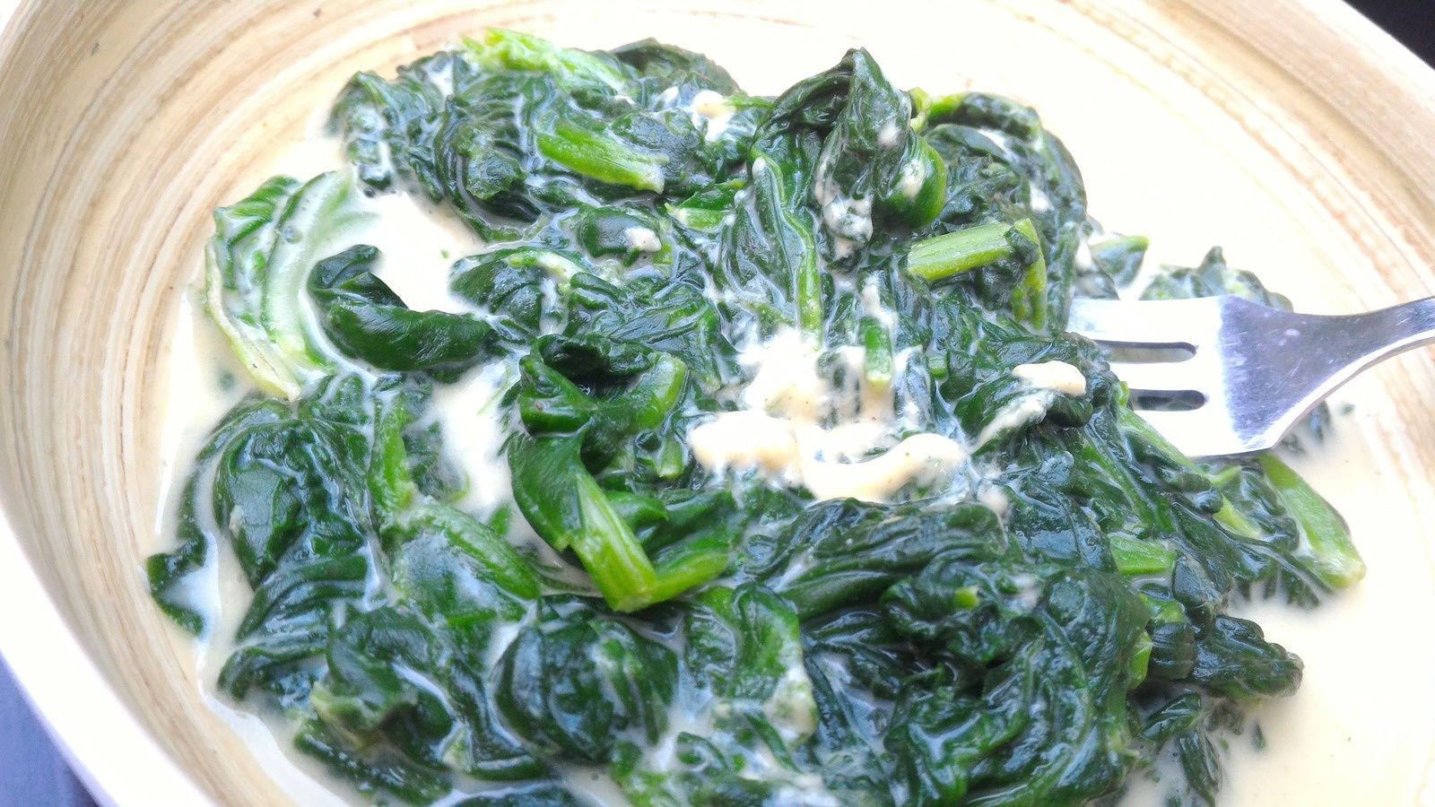 Temps de cuisson des épinards frais à l&#8217;eau : conseils et astuces